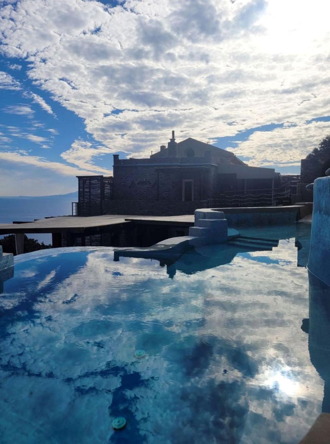 Aparthotel Aegean Castle Andros - Adults Only Agia Eleousa Zewnętrze zdjęcie